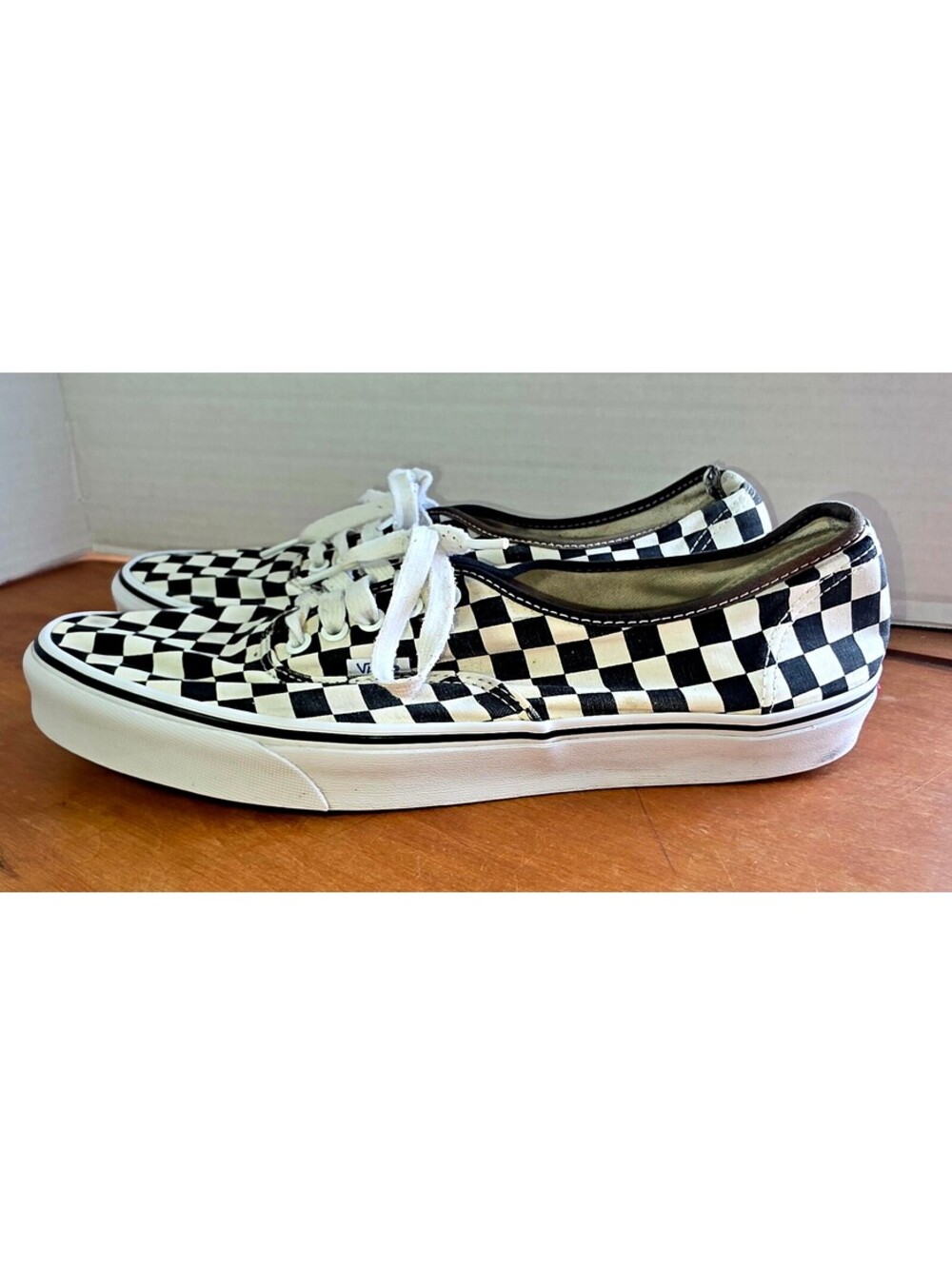 Vans classic checkerboard slip-on sneaker black and white men's size 13